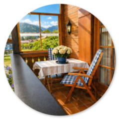 Romantische Zwei-Raum-Ferienwohnung Geigelstein im Gästehaus Schönfeld
